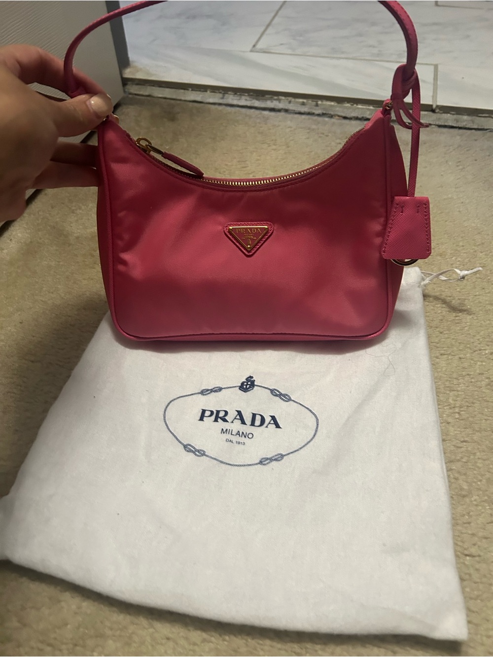 NWOT AUTHENTIC PRADA re-edition shoulder bag with Gold PRADA  Logo - Picture 2 of 16